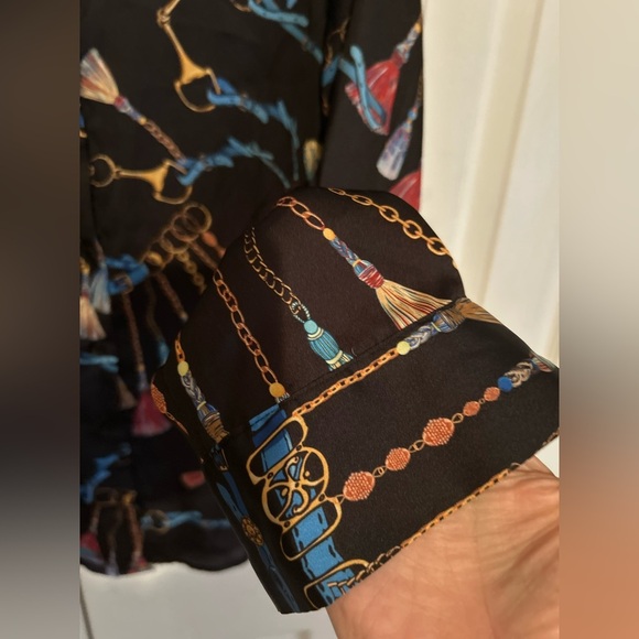 Tristan satiny blouse - Picture 2 of 10